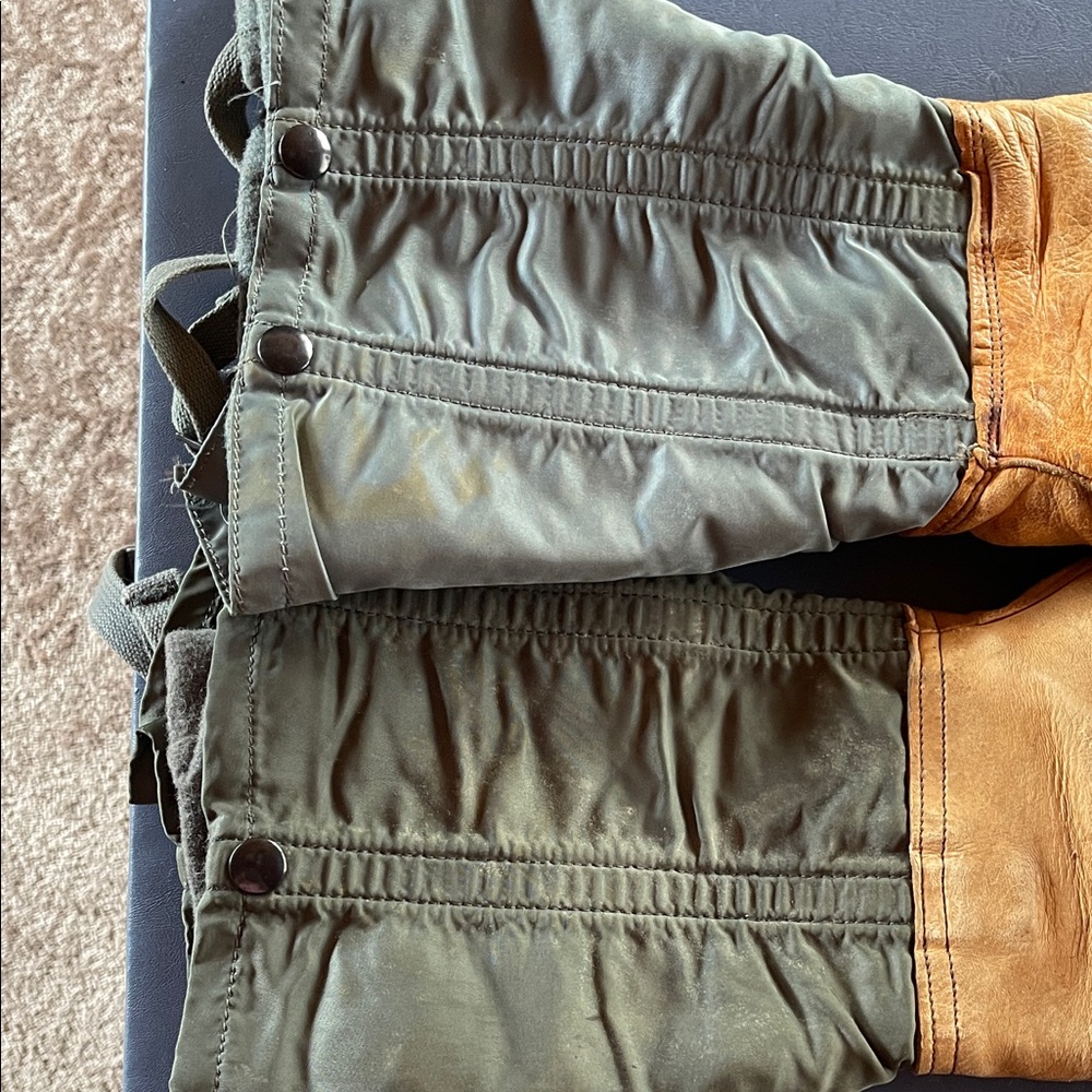 Vintage Leather and Fur Air Force Mittens - Picture 4 of 9